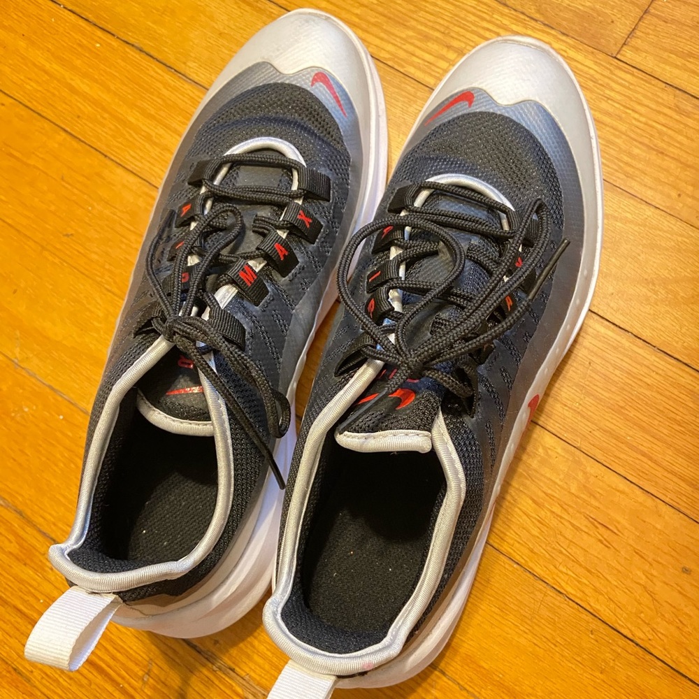 Boys Nike Air Max Sneakers Slighty Worn